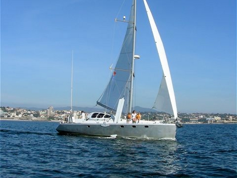 integral 43 sailboat
