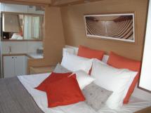 Owner's aft starboard cabin