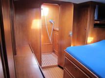 Front owner's cabin