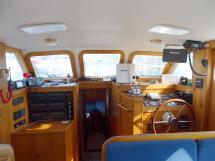 AYC Yachtbrokers - Trawler Meta King Atlantique - Saloon