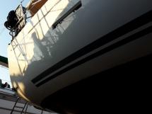 AYC Yachtbroker - Dufour 405 Grand Large - Starboard side