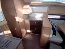 Dufour 470 - Galley