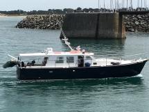AYC Yachtbrokers - Trawler Meta King Atlantique - Harbour arrival