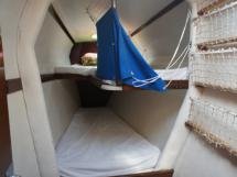 Port front cabin (bunk berths)