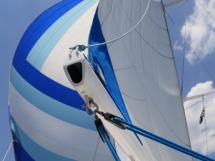 Under main sail and asymetric spinnaker