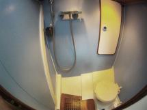 AYC - Levrier des mers 16m / Forward bathroom