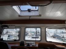 AYC - Trawler fifty 38 / Saloon hatches