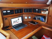 AYC Yachtbroker - table à carte