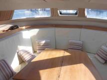Catana 39 - Salloon and its new upholstery