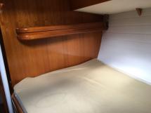 Cigale 16 - Double bed in the forward cabin