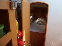 Highland 35 - Port forward cabin from the passageway