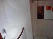 Oceanis 343 Clipper - Bathroom
