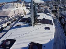 Jeanneau 53 - Forward deck & roof
