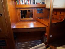 Baltic 51 - Aft cabin desk