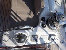 Jeanneau 53 - Starboard steering station