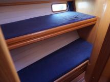 Cigale 16 - Bunk beds in the central lateral starboard cabin