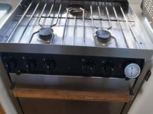 Force 10 - 3 gas rings and oven