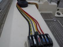 Hanse 531 - Jamming cleats and starboard cockpit winch