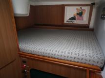 Nautitech 435 - Port aft cabin's double bed