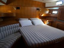 Tayana 58 - Aft cabin double bed