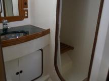 Tayana 58 - Aft cabin private bathroom 