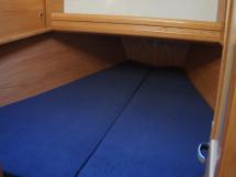 Double bed forward cabin