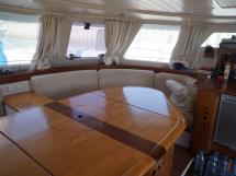 Catamaran 51' - Saloon