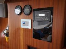 Catana 582 Caligo - Control panel