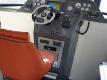JXX 38' - Inside steering position
