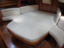Grand Soleil 45 - Double bed in the aft cabin