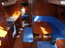 AYC - Dufour 365 Grand Large / Saloon