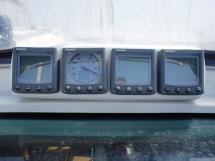 Sun Odyssey 54 DS - Electronics at the companionway