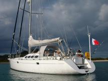 Universal Yachting 49.9 - Anchored