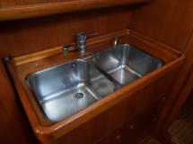Grand Soleil 52 - Stainless steel double sink