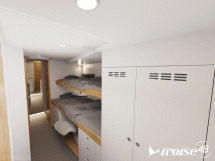 Iroise 48 - Bunk beds in the forward gangway