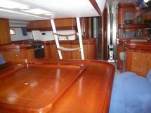 AYC Yachtbroker - Cigale 16 - Saloon table