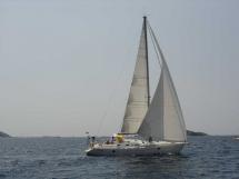 AYC - Universal Yachting 44