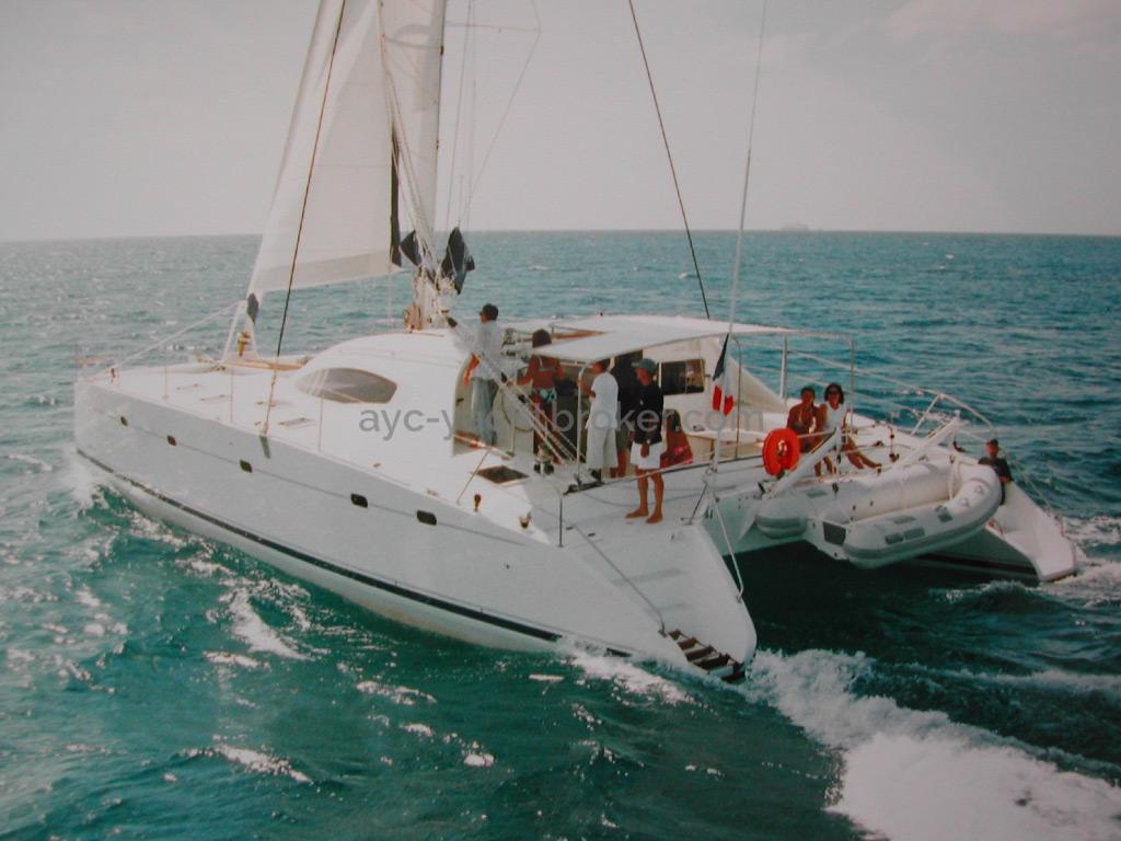 Punch 1500 LC - Under sails