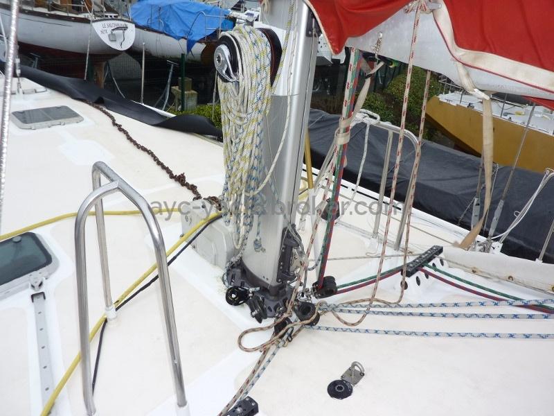AYC Yachtbroker - Nemophys 50 - Mast step