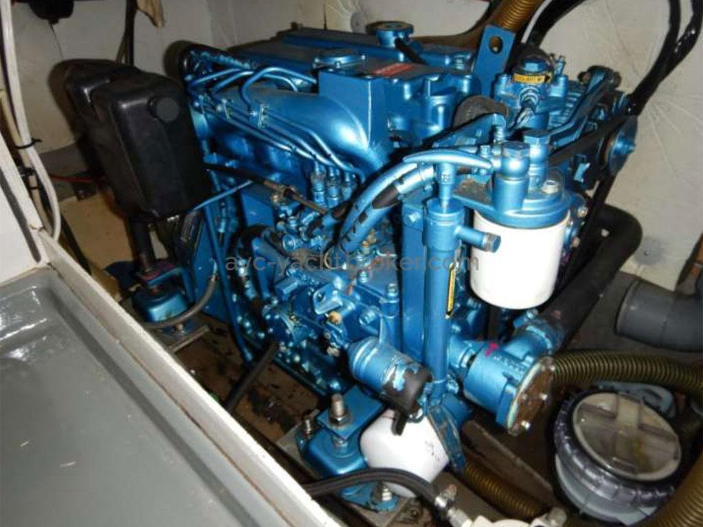 Chatam 40 Extrem - Nanni Diesel 4220HE engine