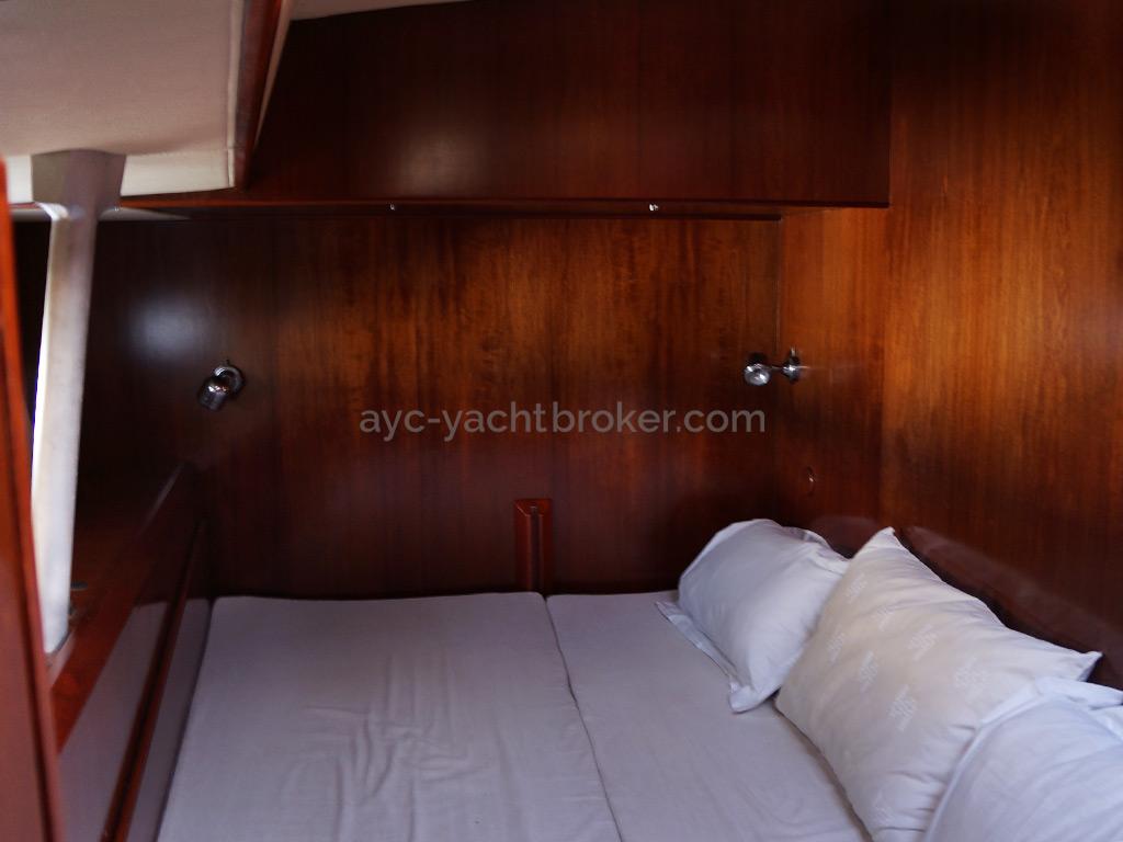 AYC Yachtbroker - JFA 45 Deck Saloon - Forward cabin
