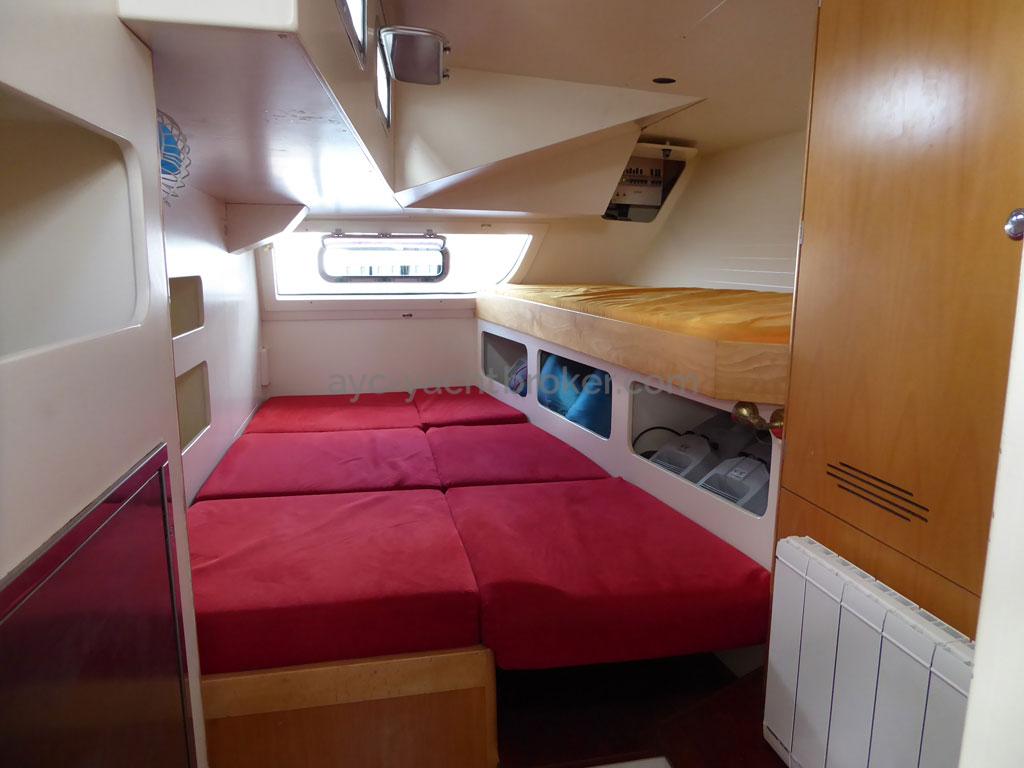 AYC - Azzuro 53 / Aft port cabin