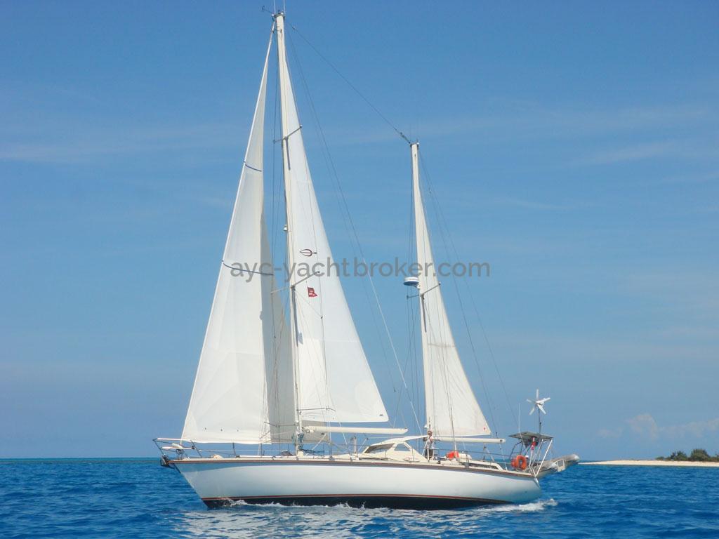 AYC - Super Maramu 2000 / Under sails