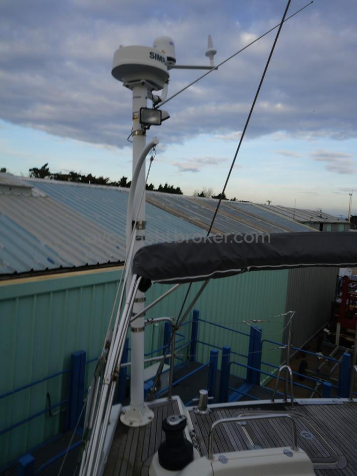 Hanse 531 - Mast for antennas