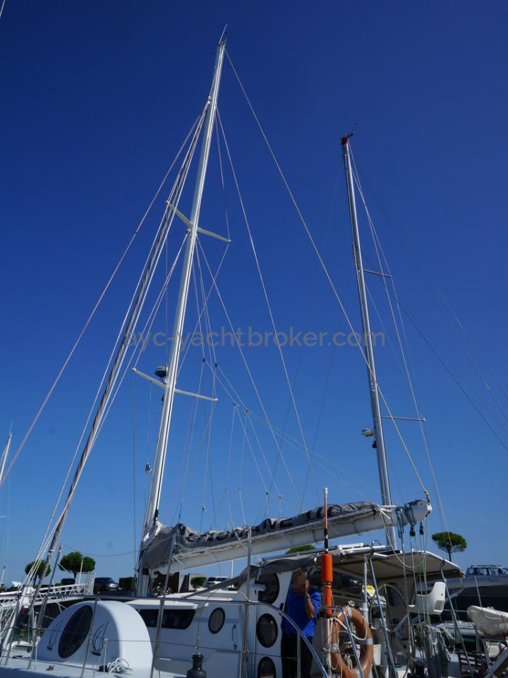 Catamaran 51' - Mast and rigging