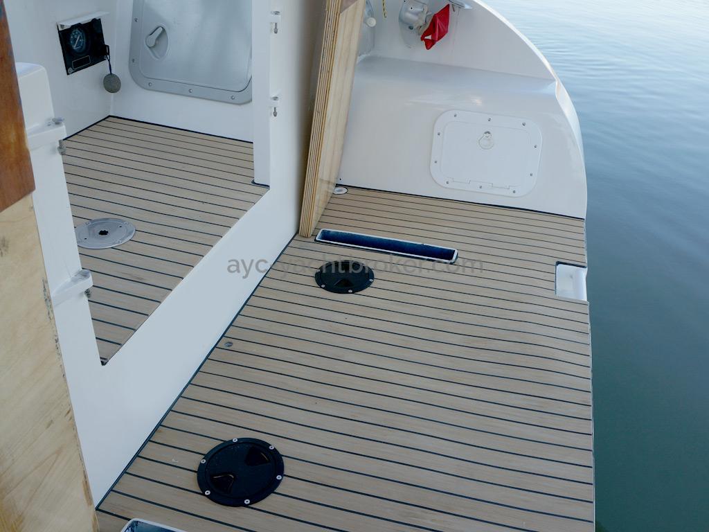 Patago 40 - Aft scoop and aft daggerboard box