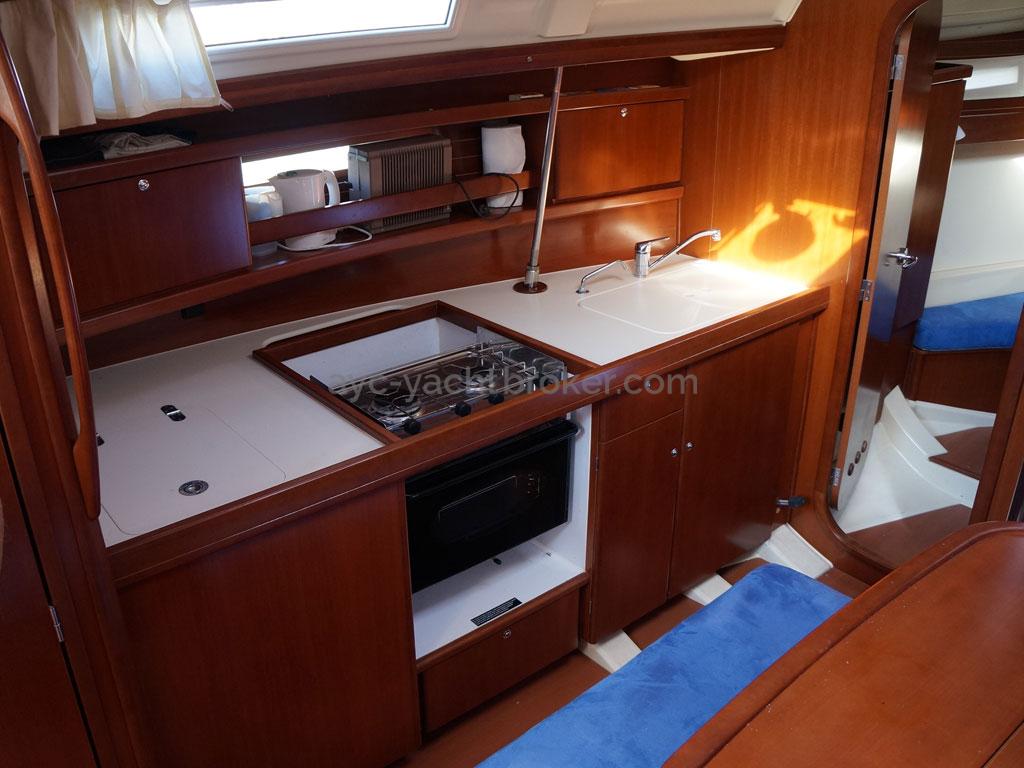 AYC - Dufour 365 Grand Large  / Galley
