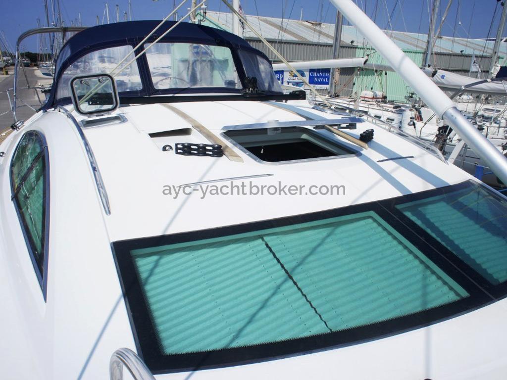 Sun Odyssey 54 DS - Panoramic roof hatches