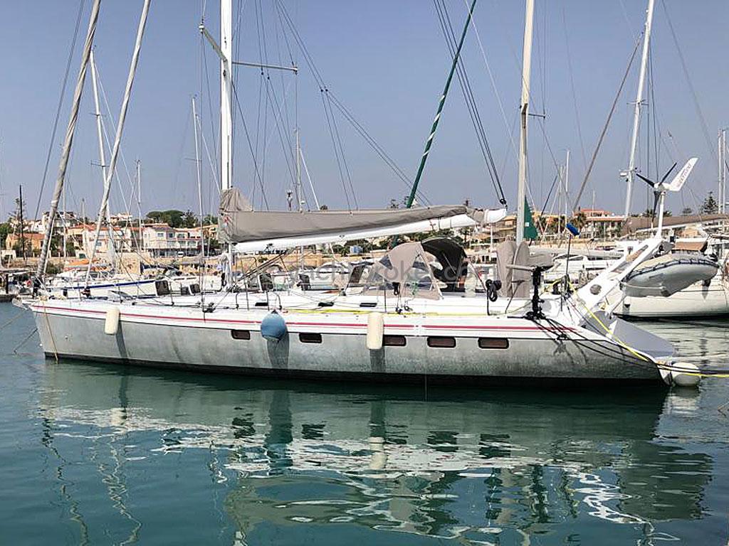 AYC Yachtbroker - Cigale 16 - Docked
