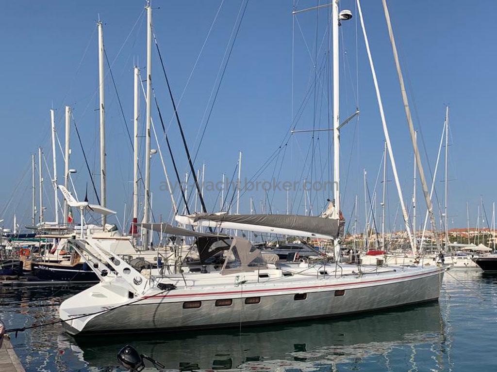 AYC Yachtbroker - Cigale 16 - Docked